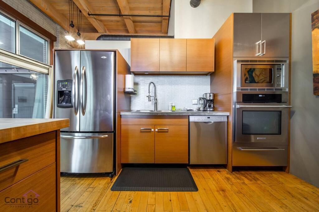Historic Jd Loft, Near Ice District, Rogers Place, Ug Parking Едмънтън Екстериор снимка
