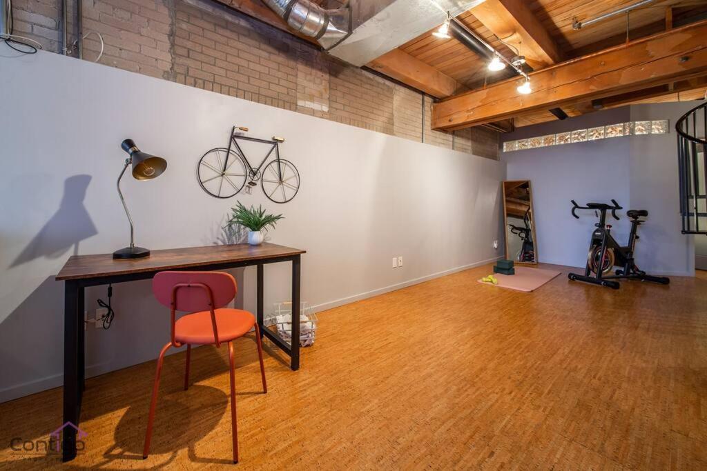 Historic Jd Loft, Near Ice District, Rogers Place, Ug Parking Едмънтън Екстериор снимка