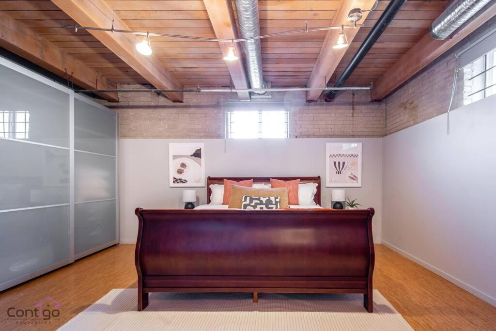 Historic Jd Loft, Near Ice District, Rogers Place, Ug Parking Едмънтън Екстериор снимка